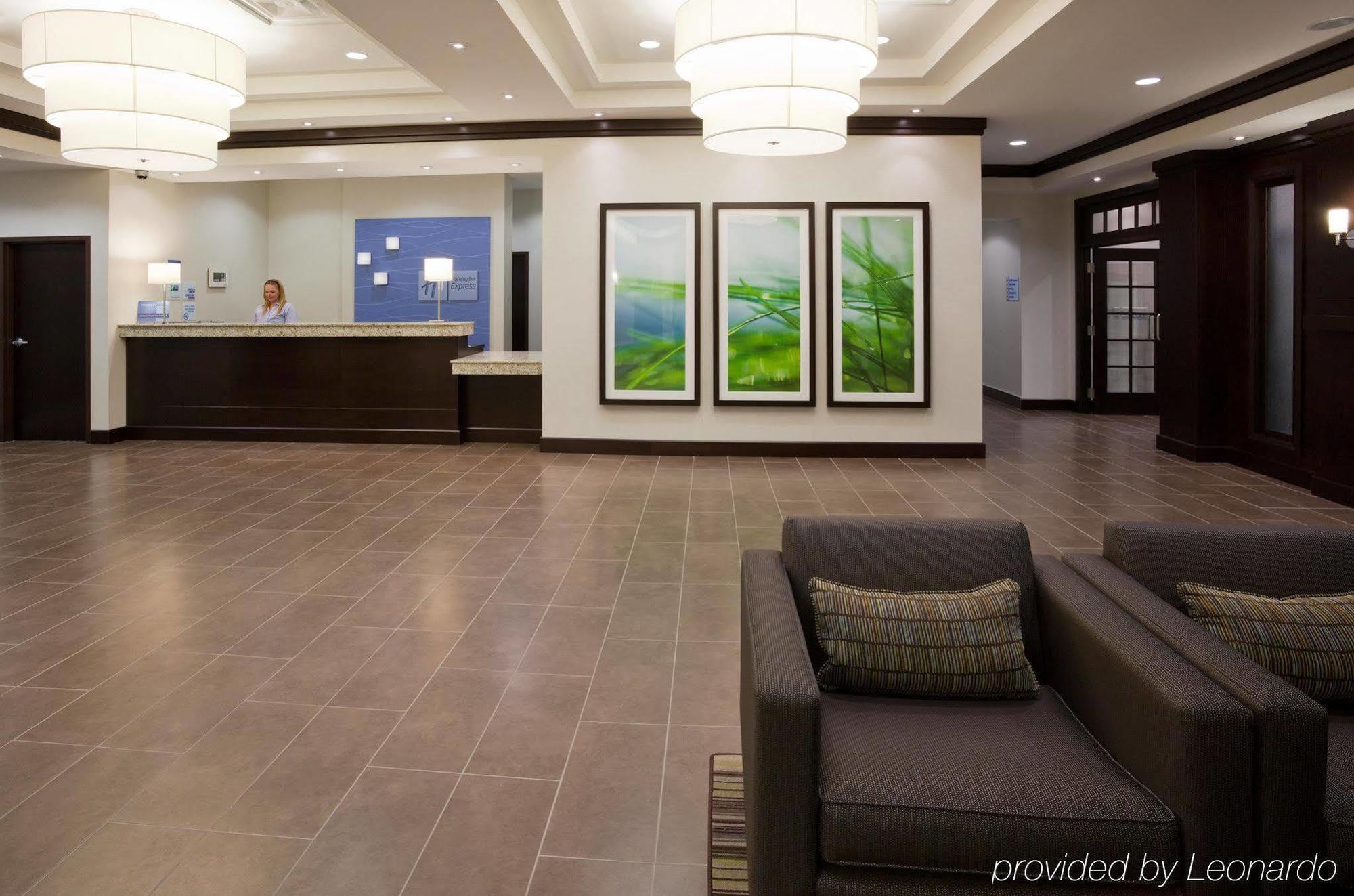 Holiday Inn Express & Suites New Liskeard Interieur foto