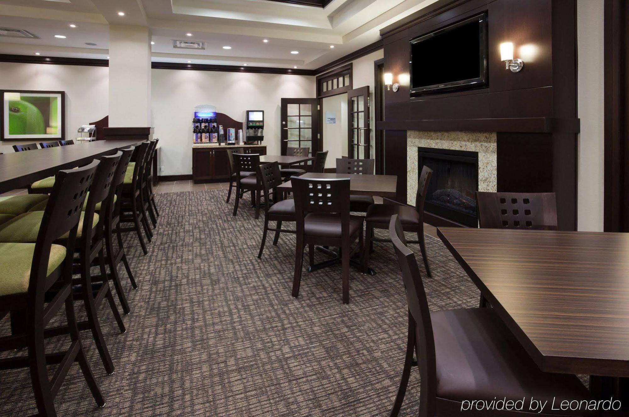 Holiday Inn Express & Suites New Liskeard Restaurant foto