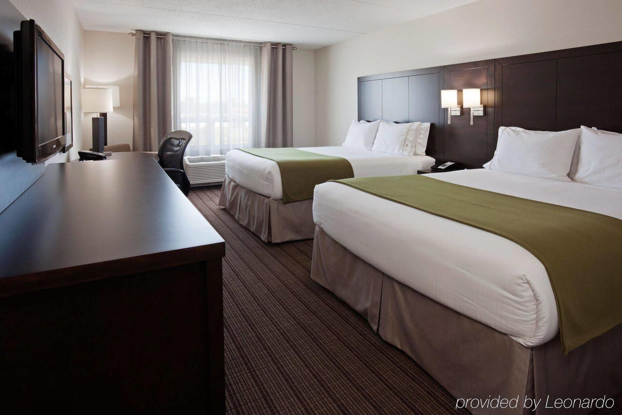 Holiday Inn Express & Suites New Liskeard Buitenkant foto