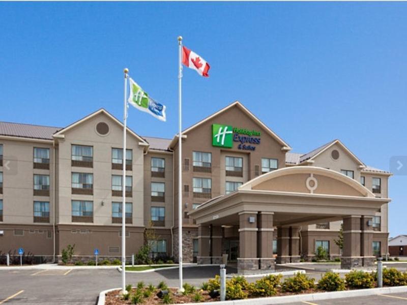 Holiday Inn Express & Suites New Liskeard Buitenkant foto